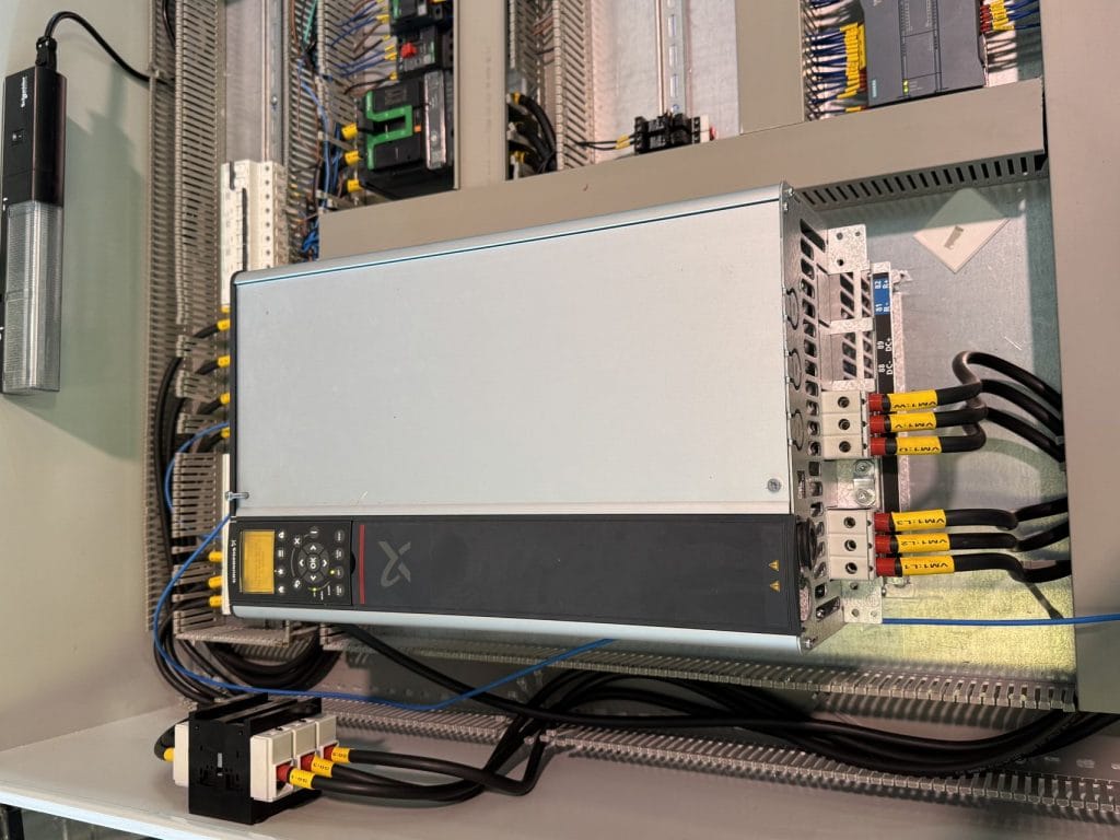 Variador de frecuencia CUE